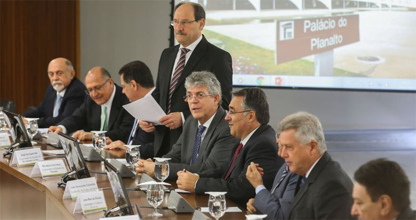 Governadores se renem com o presidente Michel Temer, no Palcio do Planalto - Valter Campanato/Agncia Brasil