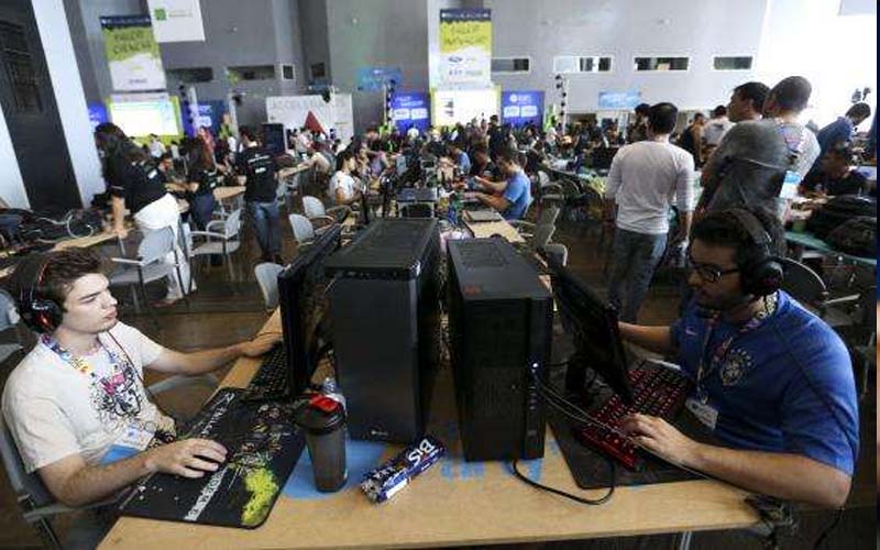 Profissionais e entusiastas da tecnologia participam da Campus Party em Braslia - Marcelo Camargo/Agncia Brasil