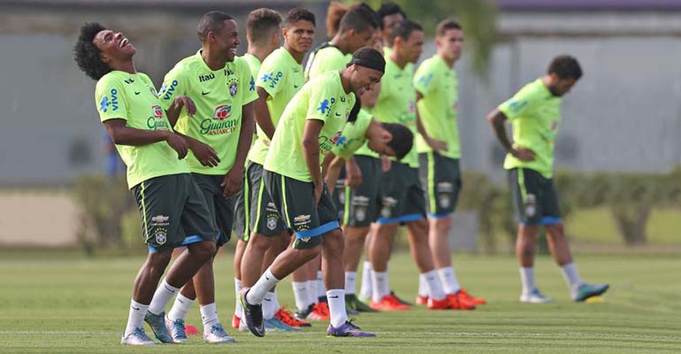 Creative Commons - CC BY 3.0 - Seleo se prepara para jogo contra a Argentina Rafael Ribeiro / CBF